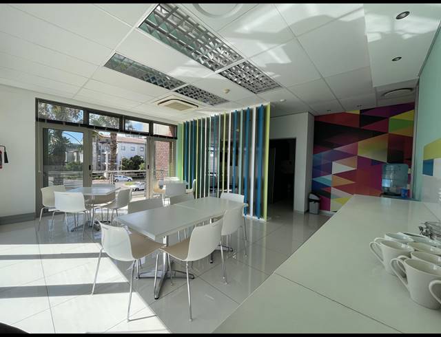 292M² OFFICE TO LET IN CENTURY CITY